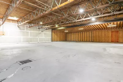 49 W Burton Ave S, South Salt Lake, UT 84115 - Photo 15