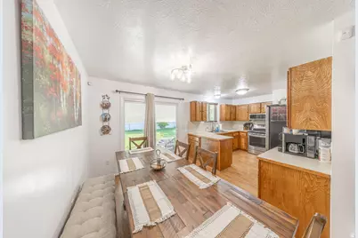 1135 N Connecticut Ave W, Harrisville, UT 84404 - Photo 3