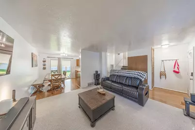 1135 N Connecticut Ave W, Harrisville, UT 84404 - Photo 27