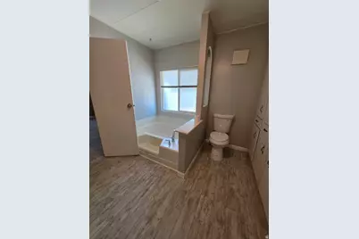 188 E Detroiter Ave, Murray, UT 84107 - Photo 13