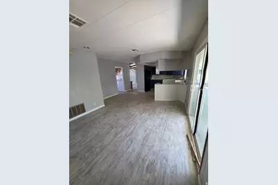 188 E Detroiter Ave, Murray, UT 84107 - Photo 9