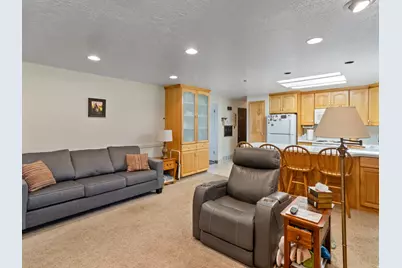 688 W 3750 N, Pleasant View, UT 84414 - Photo 9