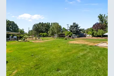 688 W 3750 N, Pleasant View, UT 84414 - Photo 5