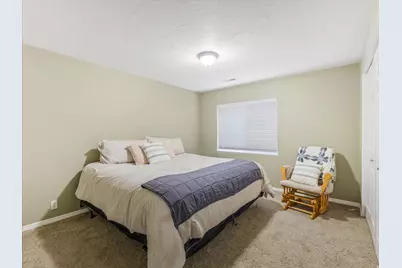 9583 S Swallowtail Cir W, South Jordan, UT 84095 - Photo 35