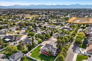 9583 S Swallowtail Cir W, South Jordan, UT 84095 - Photo 45