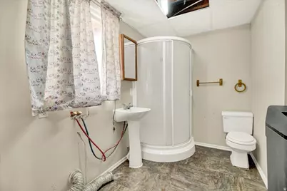 815 E 725 N, Ogden, UT 84404 - Photo 23