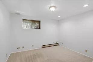 2465 E Woodland Dr, Ogden, UT 84403 - Photo 27