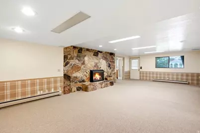 2465 E Woodland Dr, Ogden, UT 84403 - Photo 21