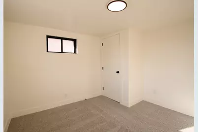 5007 S 2675 W, Roy, UT 84067 - Photo 17