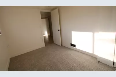 5007 S 2675 W, Roy, UT 84067 - Photo 19