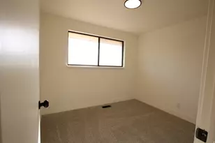 5007 S 2675 W, Roy, UT 84067 - Photo 9