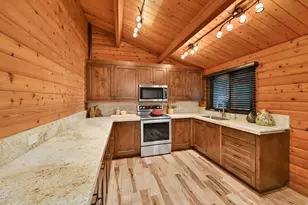 1058 W Acorn Ln N, Midway, UT 84049 - Photo 11