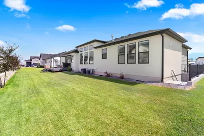 2049 S Roan Ave, Saratoga Springs, UT 84045 - Photo 37