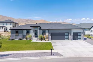 2049 S Roan Ave, Saratoga Springs, UT 84045 - Photo 1