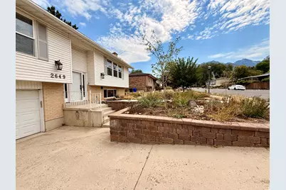 2649 E Promenade Dr S, Cottonwood Heights, UT 84121 - Photo 3