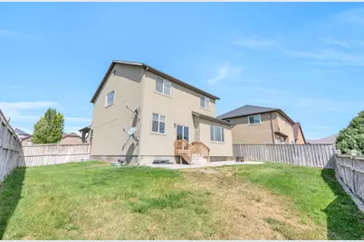 8832 N Jefferson Dr, Eagle Mountain, UT 84005 - Photo 29