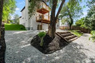 2809 Willow Hills Dr, Sandy, UT 84093 - Photo 33