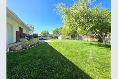 610 Holiday Dr, Brigham City, UT 84302 - Photo 21