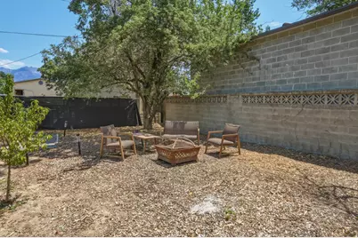 8641 S Buena Vista Dr E, Sandy, UT 84094 - Photo 55