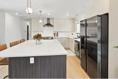 8641 S Buena Vista Dr E, Sandy, UT 84094 - Photo 19