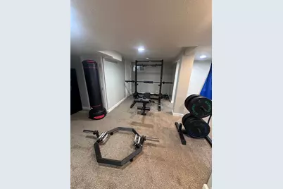 590 Woodland Cir, Bountiful, UT 84010 - Photo 9