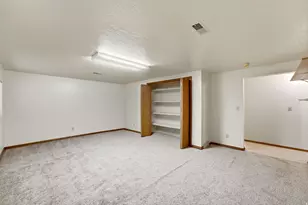 6114 S Red Oaks Dr, Murray, UT 84123 - Photo 29