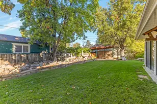7138 S Chris Ln E, Cottonwood Heights, UT 84121 - Photo 21