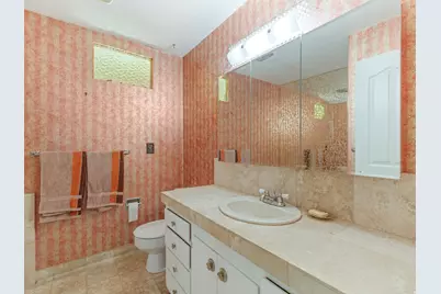 7138 S Chris Ln E, Cottonwood Heights, UT 84121 - Photo 17