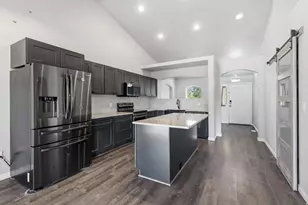 6992 W Hunter Valley Dr S, West Valley, UT 84128 - Photo 7