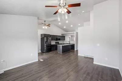 6992 W Hunter Valley Dr S, West Valley, UT 84128 - Photo 11