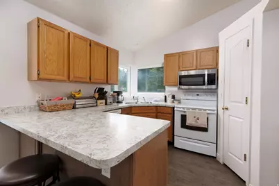 816 N 250 W, American Fork, UT 84003 - Photo 7