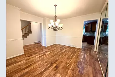 910 Woodland Hills Cir, Bountiful, UT 84010 - Photo 7