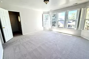 910 Woodland Hills Circle, Bountiful, UT 84010 - Photo 19