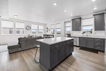 8342 S Sky Mirror Ln W #303, Midvale, UT 84047 - Photo 5