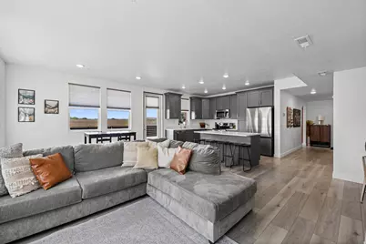 8342 S Sky Mirror Ln W #303, Midvale, UT 84047 - Photo 7