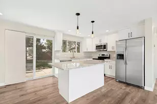 1066 E Violet Cir S, Sandy, UT 84094 - Photo 5