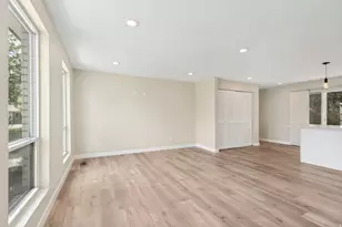 1066 E Violet Cir S, Sandy, UT 84094 - Photo 7