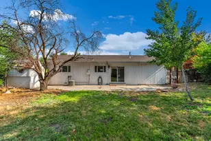 1066 E Violet Cir S, Sandy, UT 84094 - Photo 15