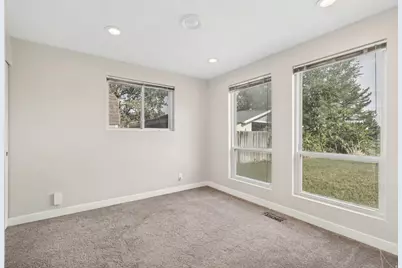 1066 E Violet Cir S, Sandy, UT 84094 - Photo 11