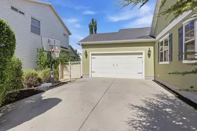 10921 S Indigo Sky Way W, South Jordan, UT 84009 - Photo 43