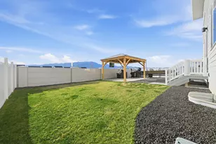 3483 N Sparrow Ln, Eagle Mountain, UT 84005 - Photo 35