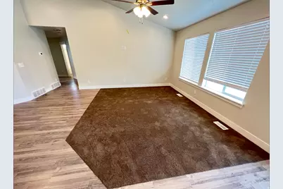 4725 N Gunsight Peak Dr #1119, Eagle Mountain, UT 84005 - Photo 3