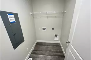 4725 N Gunsight Peak Dr, Eagle Mountain, UT 84005 - Photo 7
