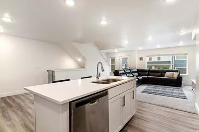 1112 N 1880 W, Farmington, UT 84025 - Photo 11