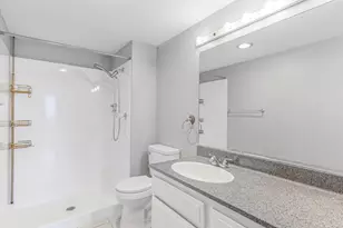 241 N Vine St W, Salt Lake City, UT 84103 - Photo 13