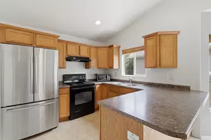 2262 N 2450 W, Lehi, UT 84048 - Photo 9