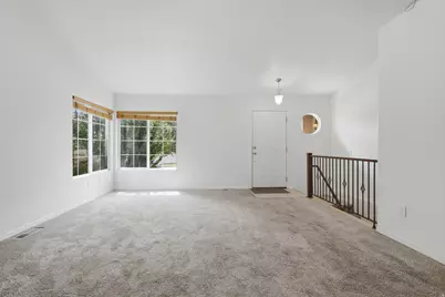 2262 N 2450 W, Lehi, UT 84048 - Photo 5