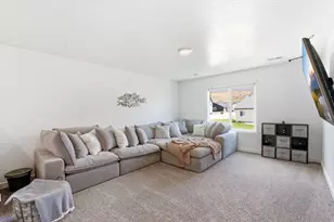 1209 S Red Cliff Dr, Santaquin, UT 84655 - Photo 15
