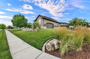 1234 S Shotley Bridge Dr W, Syracuse, UT 84075 - Photo 3