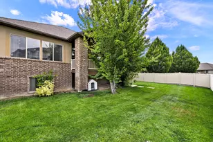 1234 S Shotley Bridge Dr W, Syracuse, UT 84075 - Photo 33